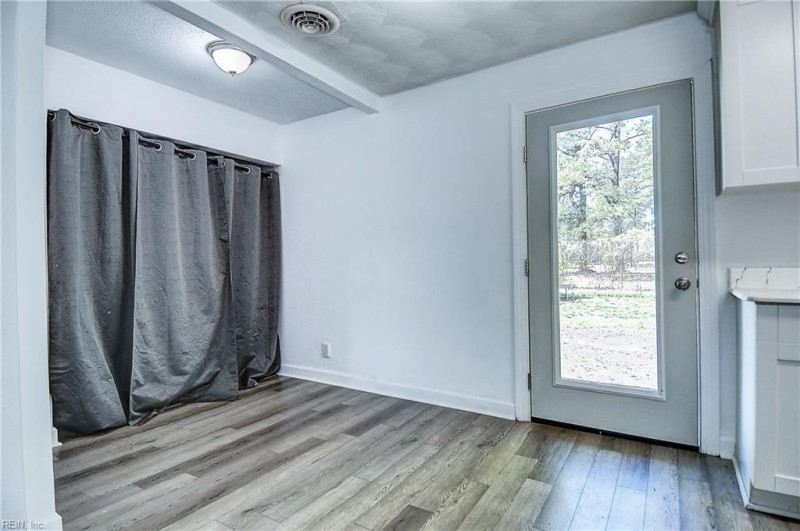 Photo 8 of 28 residential for sale in Portsmouth virginia