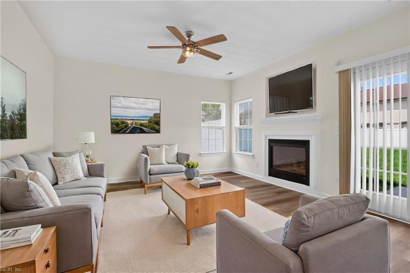 Photo 16 of 46 residential for sale in Virginia Beach virginia
