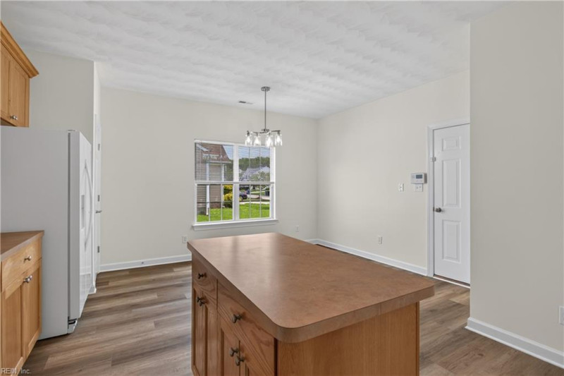 Photo 22 of 46 residential for sale in Virginia Beach virginia