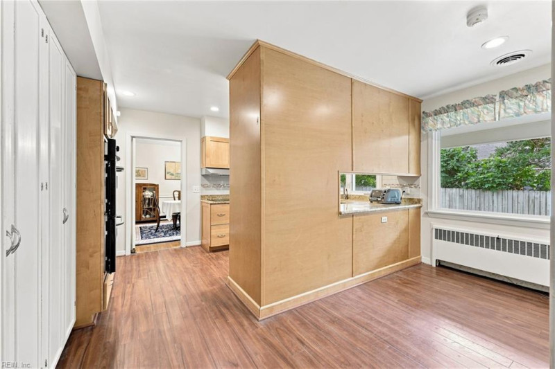 Photo 21 of 48 residential for sale in Norfolk virginia