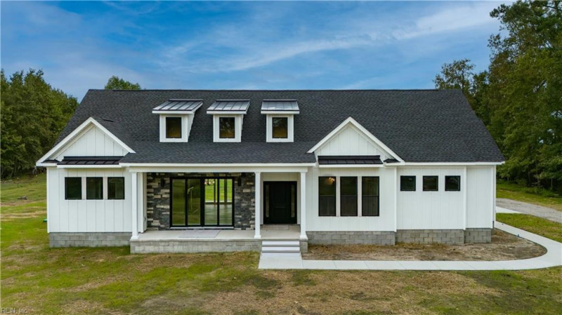 Photo 1 of 29 residential for sale in Isle of Wight County virginia