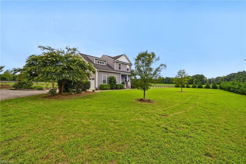 Photo 2 of 33 residential for sale in Suffolk virginia
