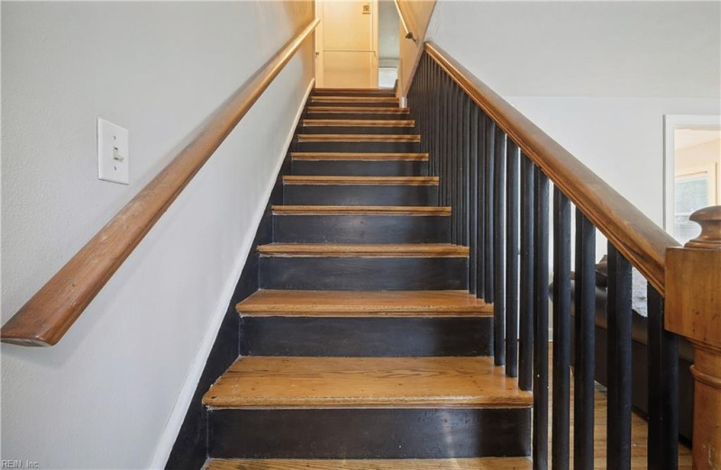 Photo 14 of 29 residential for sale in Norfolk virginia