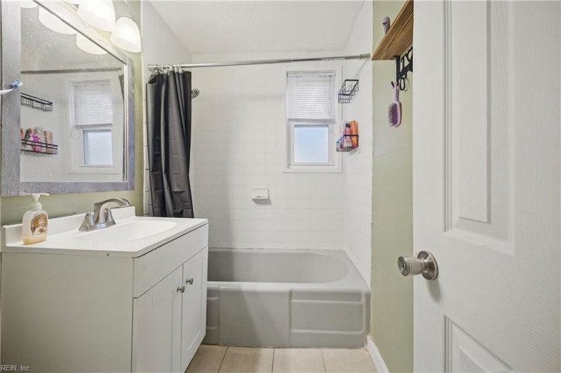 Photo 21 of 29 residential for sale in Norfolk virginia