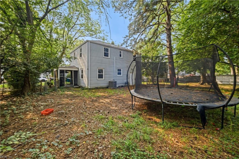 Photo 23 of 29 residential for sale in Norfolk virginia