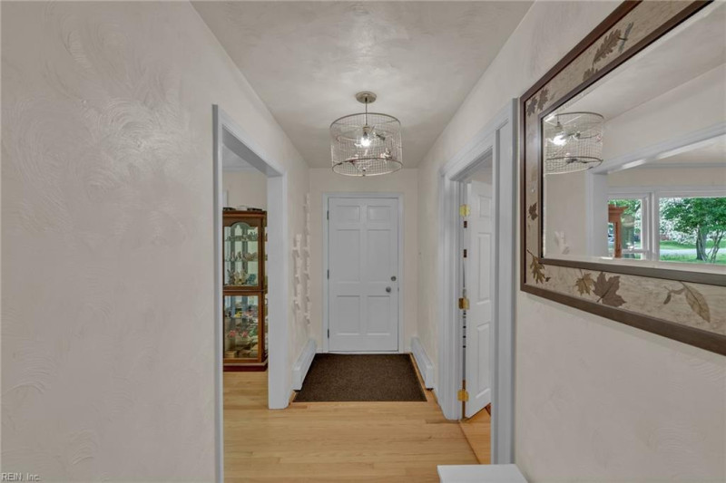 Photo 16 of 46 residential for sale in Chesapeake virginia Photo 16 of 46 residential for sale in Chesapeake virginia