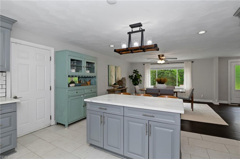 Photo 16 of 50 residential for sale in Norfolk virginia