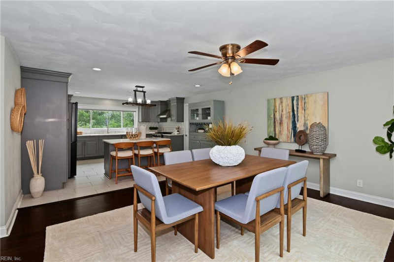 Photo 18 of 50 residential for sale in Norfolk virginia