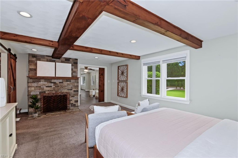 Photo 27 of 50 residential for sale in Norfolk virginia