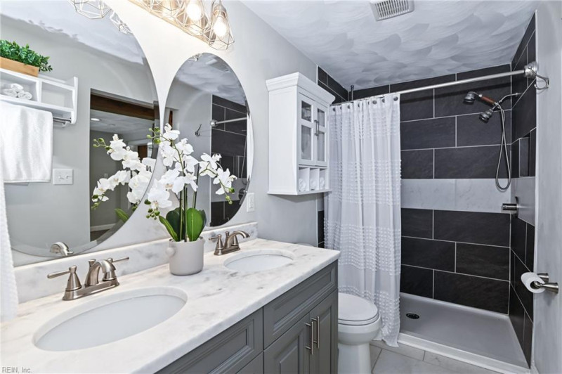 Photo 28 of 50 residential for sale in Norfolk virginia