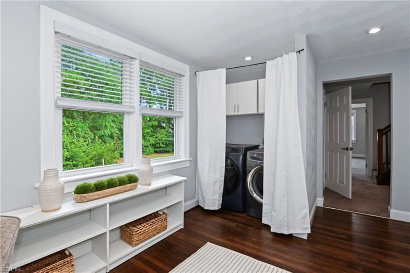 Photo 39 of 50 residential for sale in Norfolk virginia
