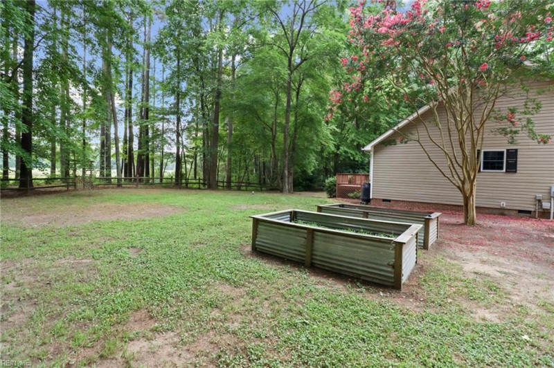 Photo 42 of 44 residential for sale in Mathews County virginia