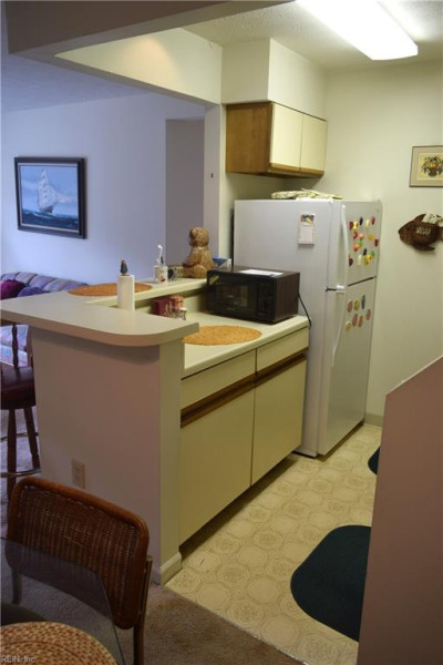 Photo 6 of 20 residential for sale in Hampton virginia