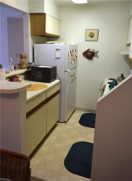 Photo 8 of 20 residential for sale in Hampton virginia