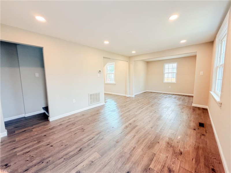 Photo 12 of 21 residential for sale in Portsmouth virginia Photo 12 of 21 residential for sale in Portsmouth virginia