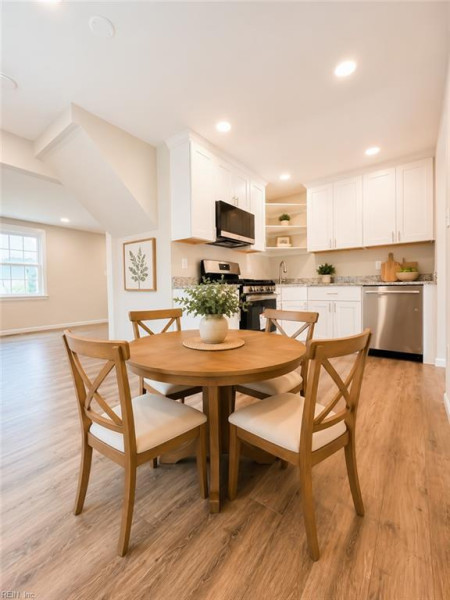 Photo 6 of 10 residential for sale in Portsmouth virginia