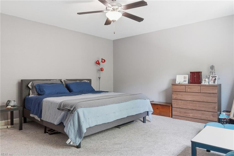 Photo 11 of 26 residential for sale in Chesapeake virginia