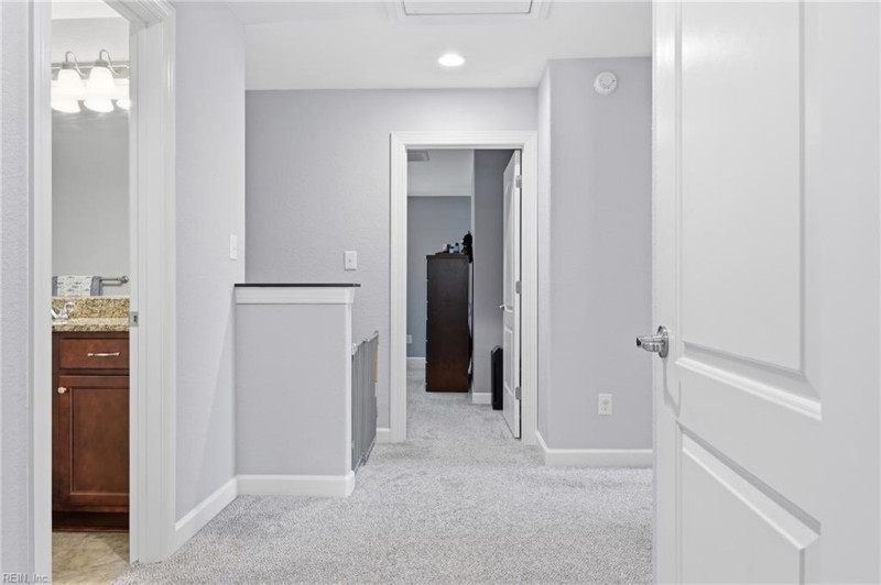 Photo 20 of 26 residential for sale in Chesapeake virginia