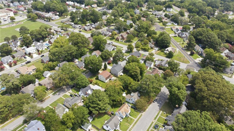 Photo 25 of 26 residential for sale in Chesapeake virginia