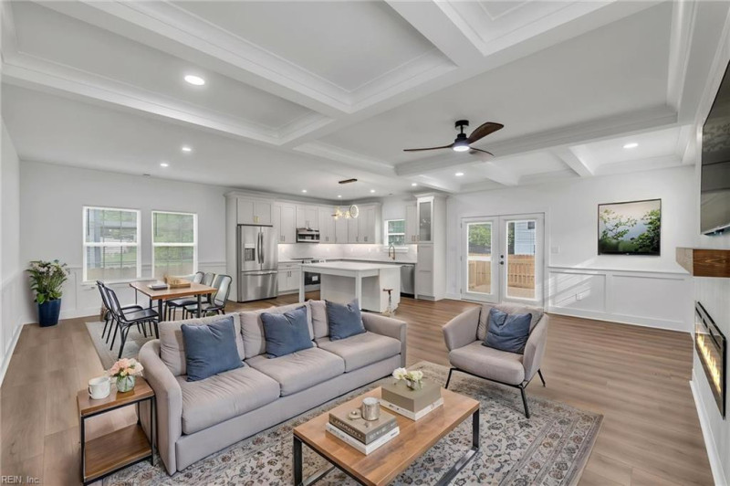 Photo 11 of 42 residential for sale in Newport News virginia