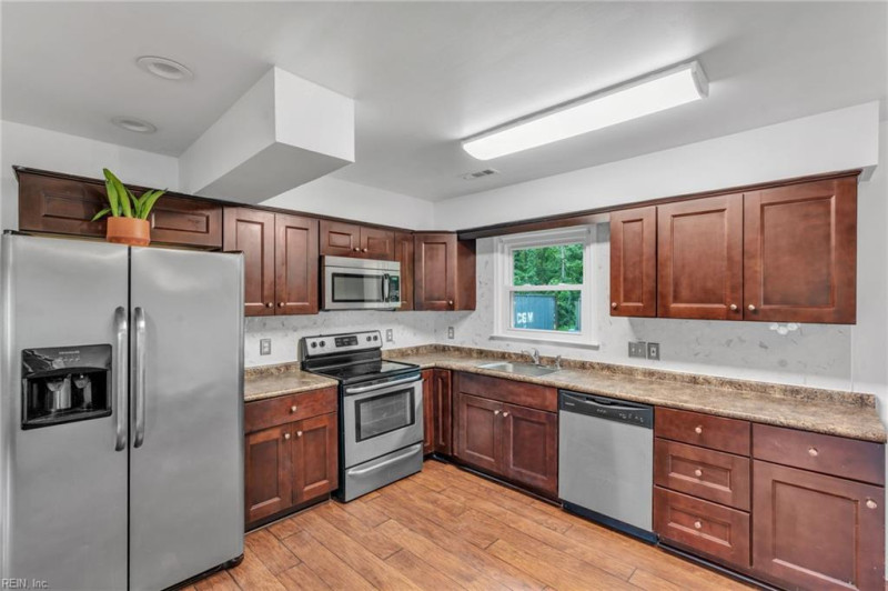 Photo 27 of 49 residential for sale in Suffolk virginia
