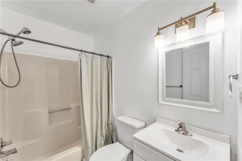 Photo 32 of 49 residential for sale in Suffolk virginia