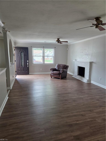 Photo 3 of 36 residential for sale in Virginia Beach virginia