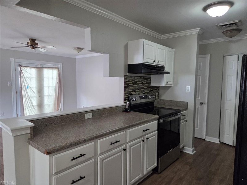 Photo 31 of 36 residential for sale in Virginia Beach virginia