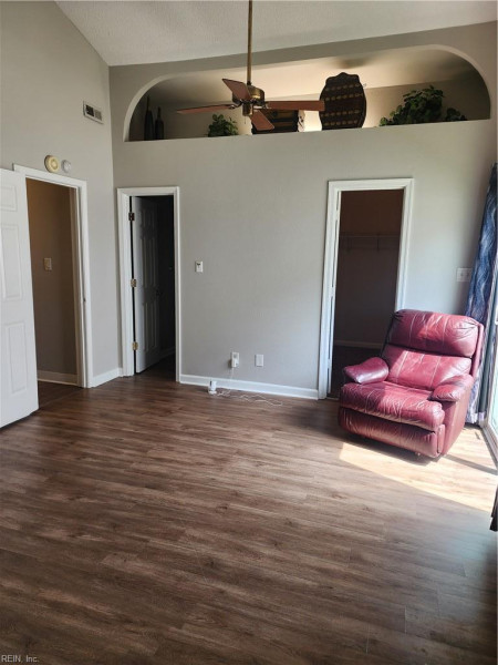 Photo 5 of 36 residential for sale in Virginia Beach virginia