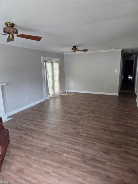 Photo 8 of 36 residential for sale in Virginia Beach virginia