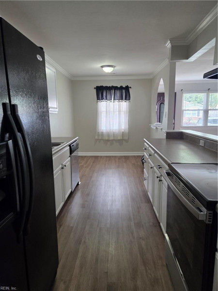 Photo 9 of 36 residential for sale in Virginia Beach virginia