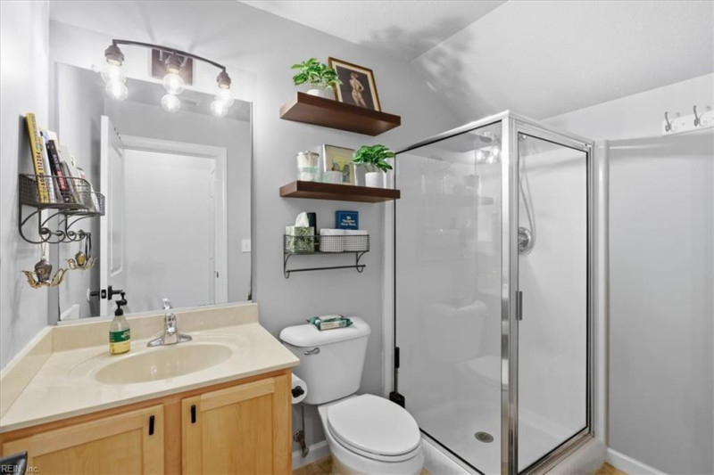 Photo 30 of 39 residential for sale in Chesapeake virginia