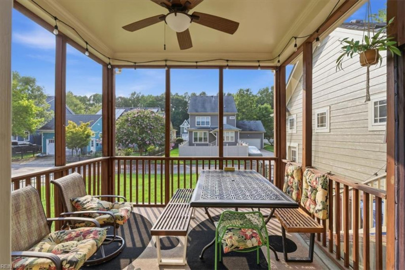 Photo 5 of 39 residential for sale in Chesapeake virginia