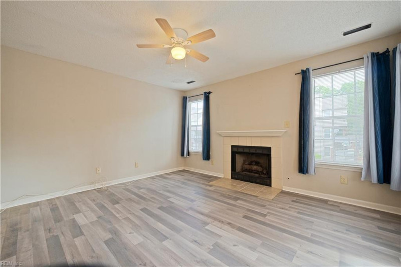 Photo 15 of 26 residential for sale in Newport News virginia