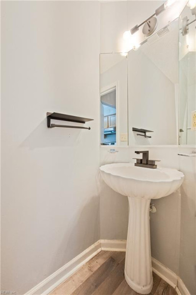 Photo 7 of 26 residential for sale in Newport News virginia