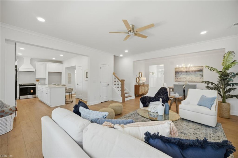 Photo 13 of 50 residential for sale in Chesapeake virginia