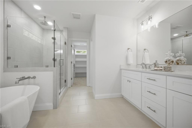 Photo 24 of 50 residential for sale in Chesapeake virginia