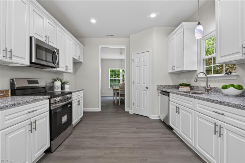 Photo 13 of 50 residential for sale in Newport News virginia