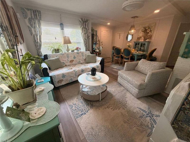 Photo 6 of 25 residential for sale in Norfolk virginia
