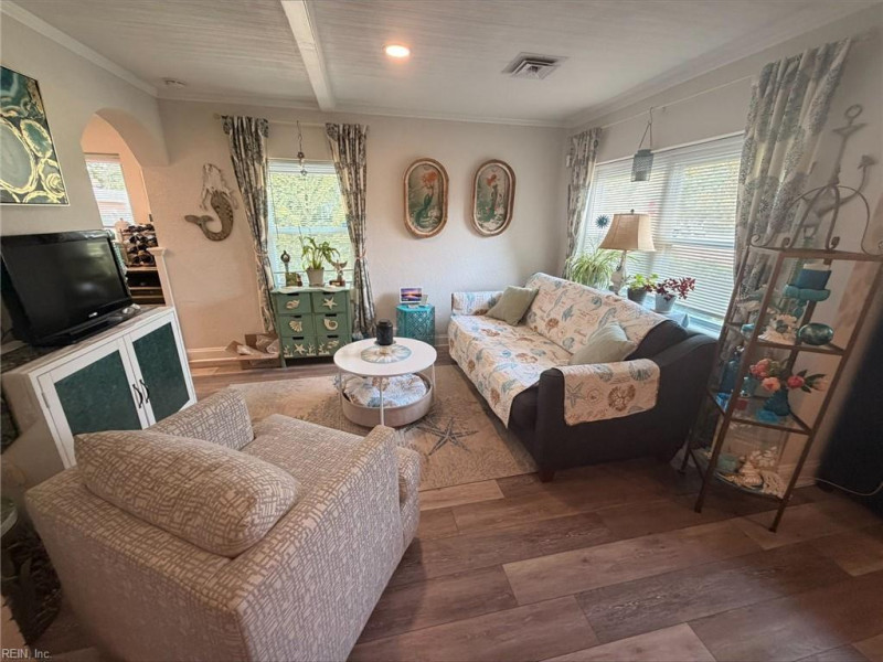 Photo 7 of 25 residential for sale in Norfolk virginia