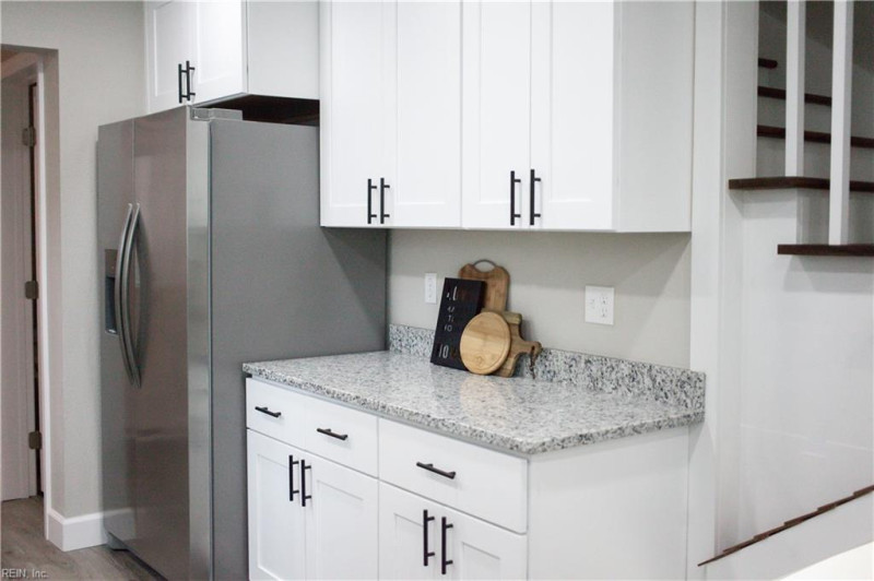 Photo 14 of 44 residential for sale in Portsmouth virginia