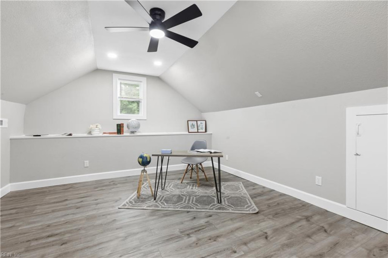 Photo 32 of 44 residential for sale in Portsmouth virginia