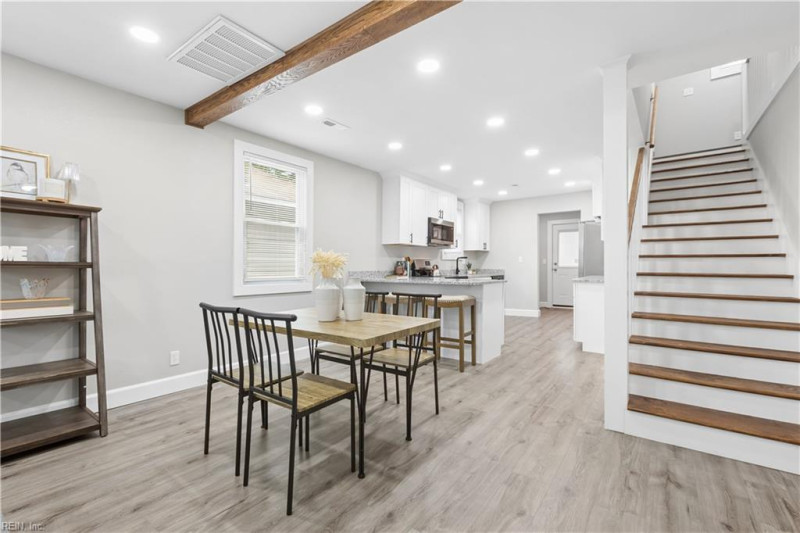 Photo 8 of 44 residential for sale in Portsmouth virginia