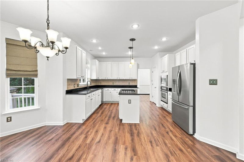 Photo 11 of 44 residential for sale in Suffolk virginia