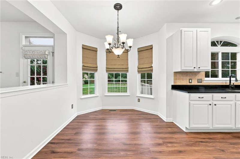 Photo 12 of 44 residential for sale in Suffolk virginia