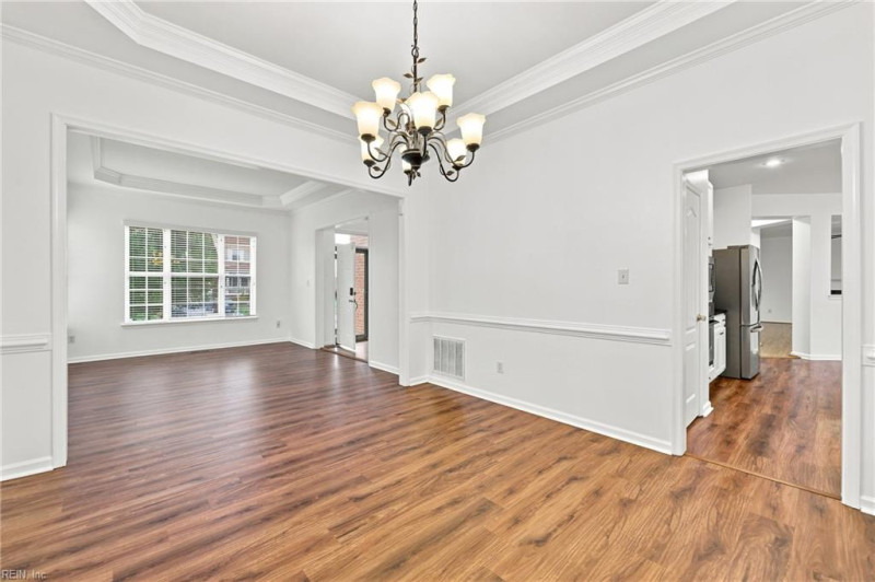 Photo 18 of 44 residential for sale in Suffolk virginia