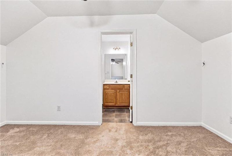 Photo 34 of 44 residential for sale in Suffolk virginia