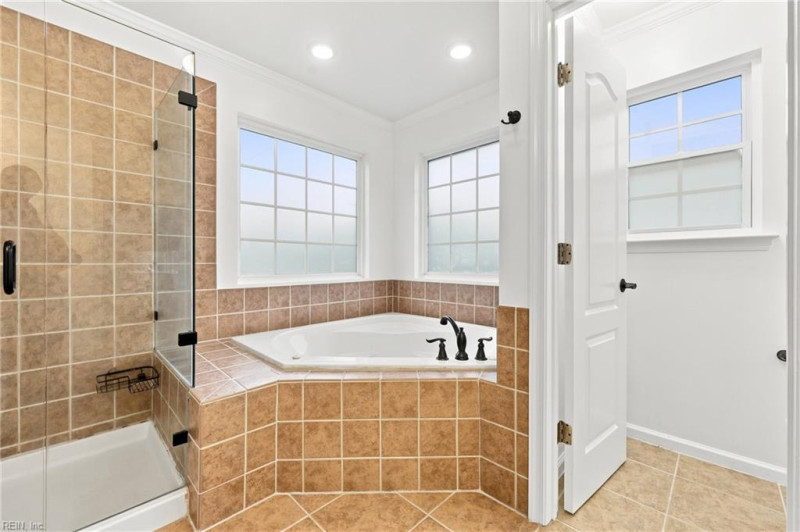 Photo 37 of 44 residential for sale in Suffolk virginia