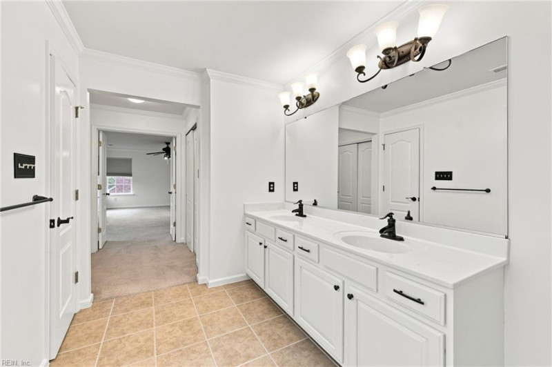 Photo 38 of 44 residential for sale in Suffolk virginia