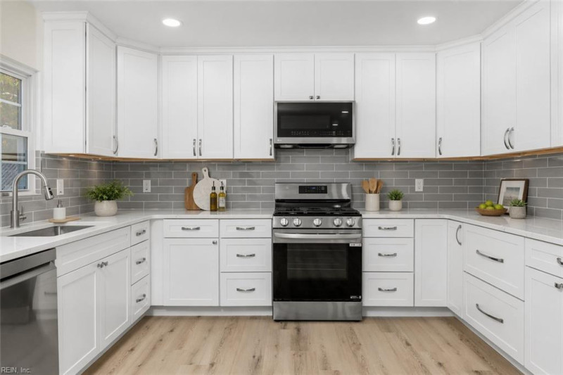 Photo 15 of 46 residential for sale in Norfolk virginia